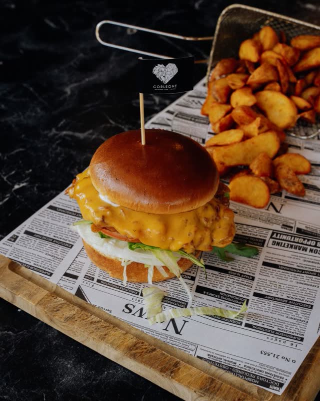 CHEESE BURGER